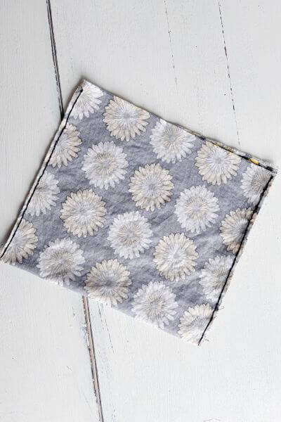 This is how it looks when both sides are sewn with the top open.