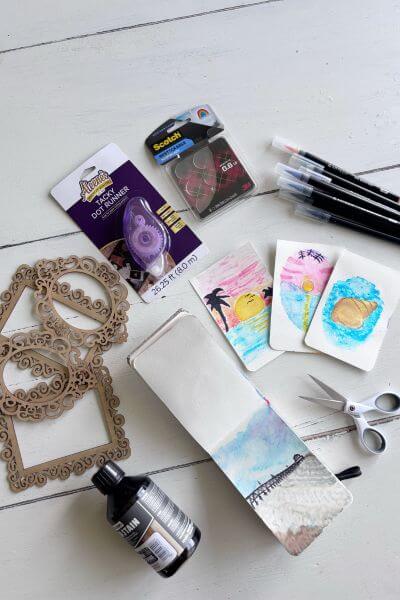 Supplies for the wall art decor.